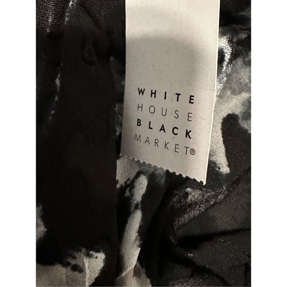 $180.00 White House Black Market Sleeveles V-Neck Wide-Leg B Worn once. - Picture 6 of 6